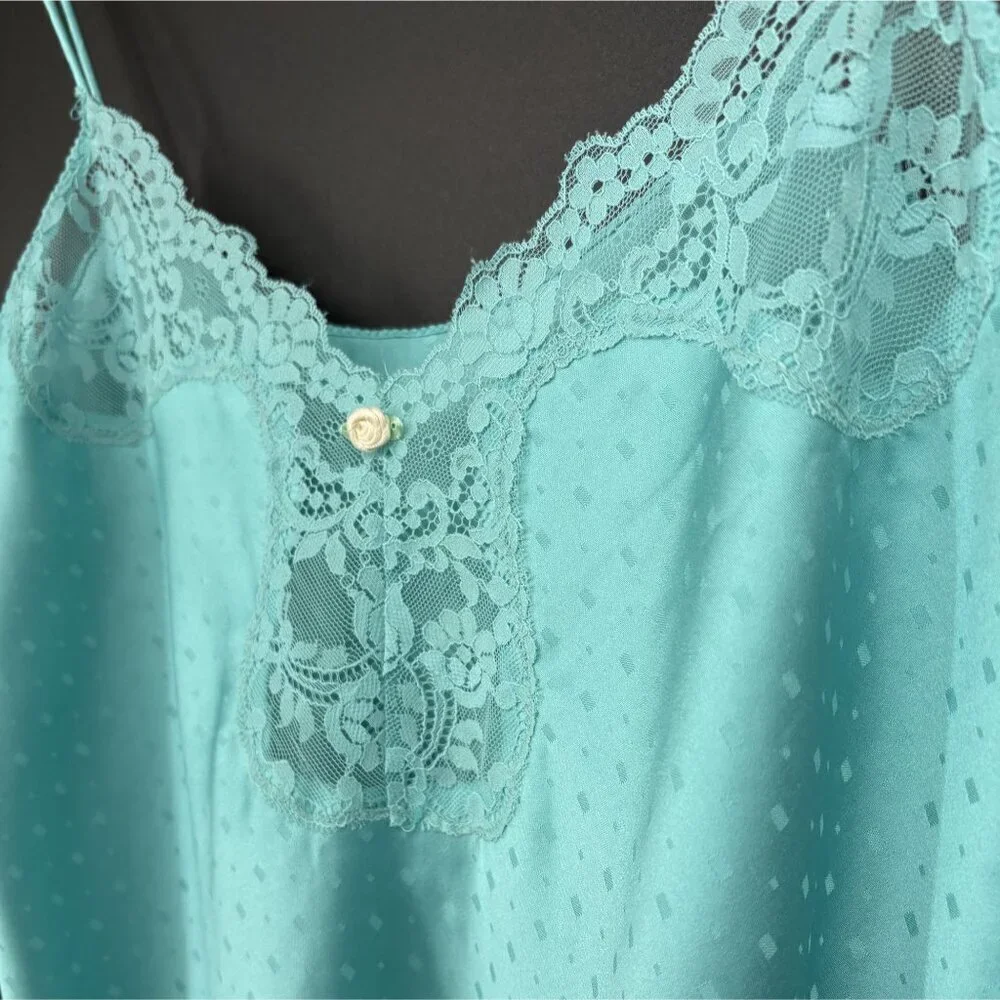 Vintage Victoria's Secret 80's Lace-Trimmed Chemise Nightgown M Aqua Blue USA